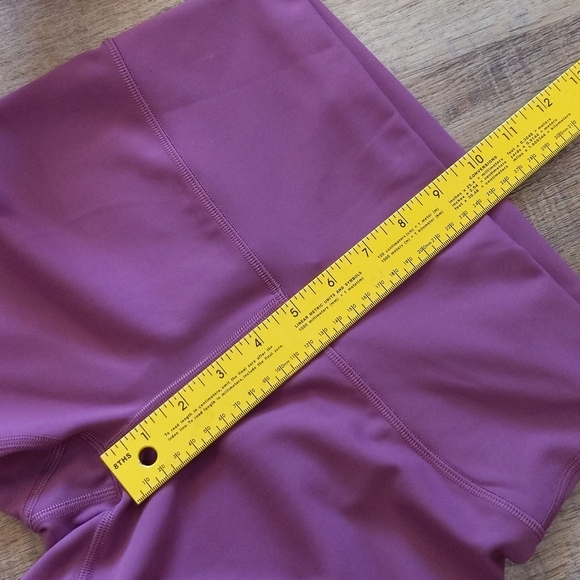 Lululemon Wunder Train HR Tight 25" Vintage Plum Size 8 - Picture 14 of 16